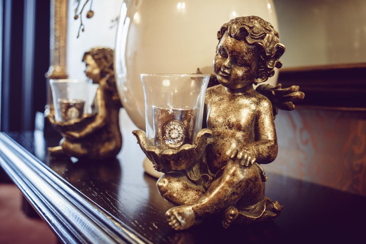 Boutique Hotel Opus One Numansdorp エクステリア 写真